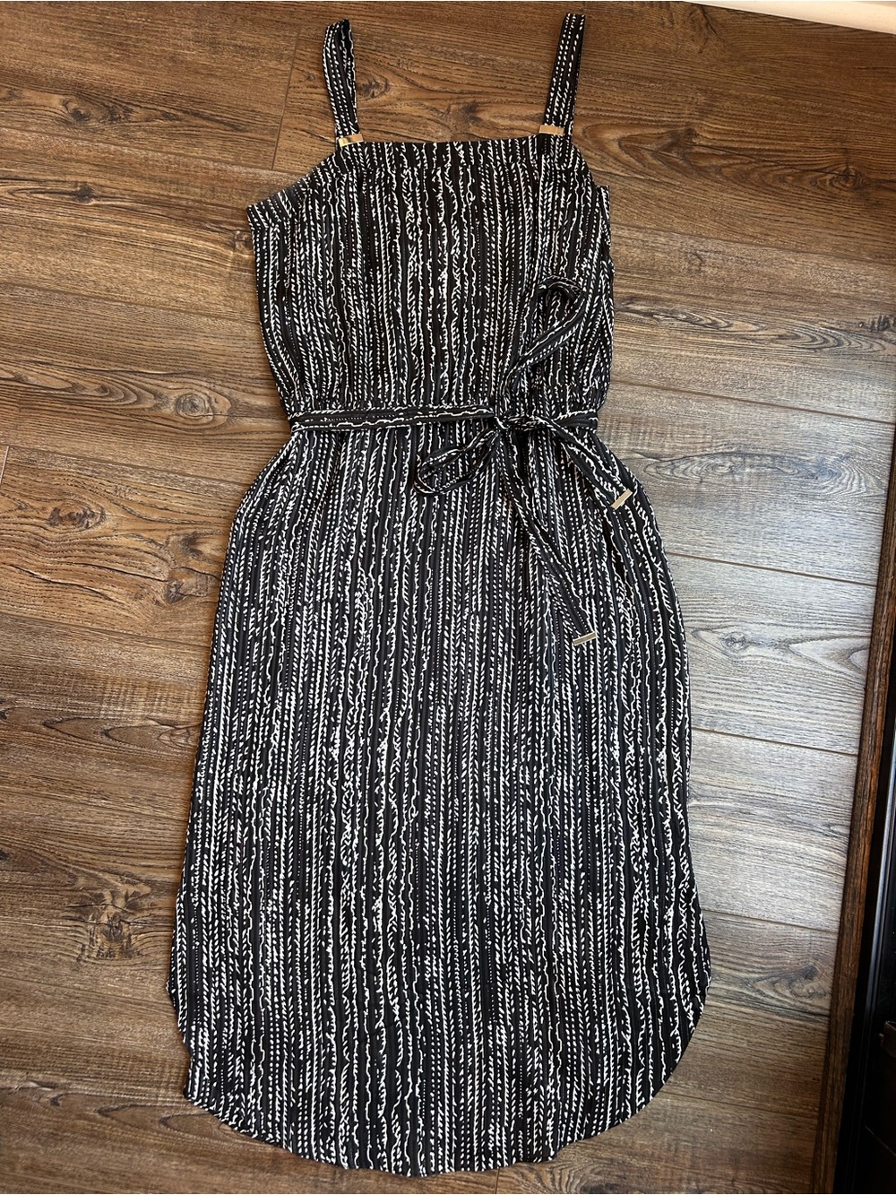 White House Black Market Dress